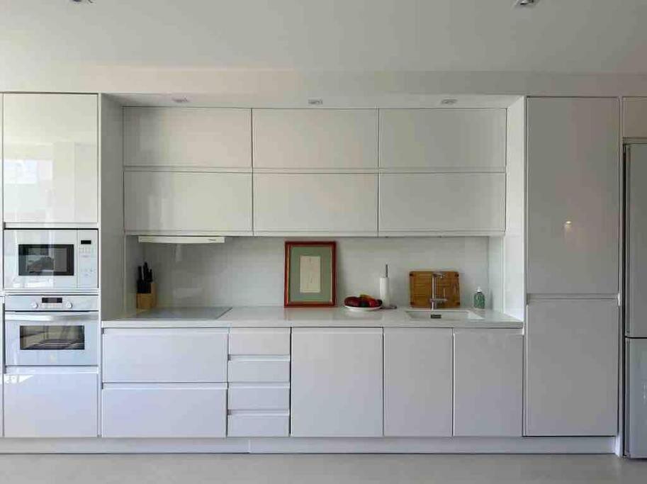 Modern 2 Bedroom In Marbella Real Luaran gambar