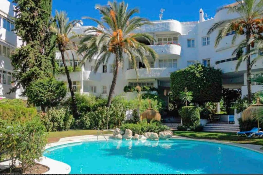 Modern 2 Bedroom In Marbella Real Luaran gambar